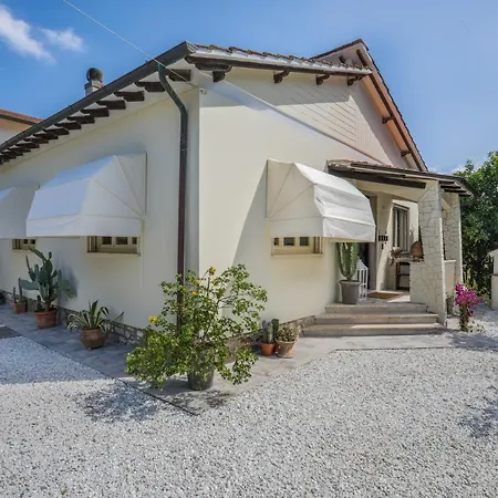 I Levrieri Гостевой дом 3*